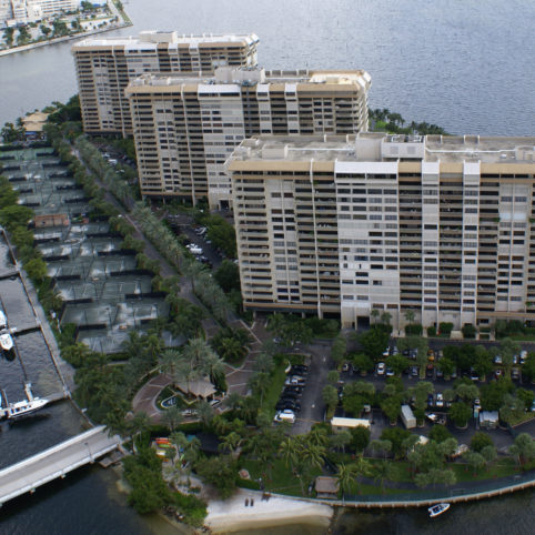 Grove Isle Condominium